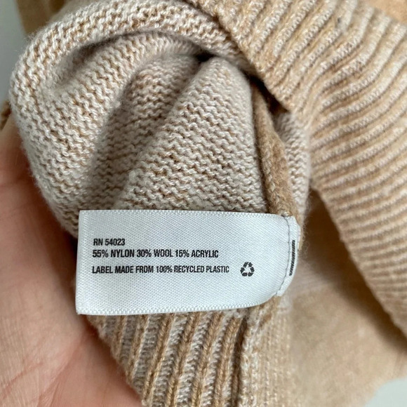 GAP Wool Blend Scoop Neck Sweater Size XS - Picture 5 of 5